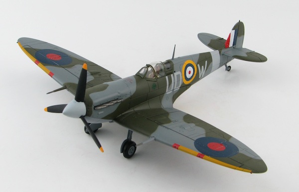 Spitfire Vb, AB972/UD-W, F/L Brendan