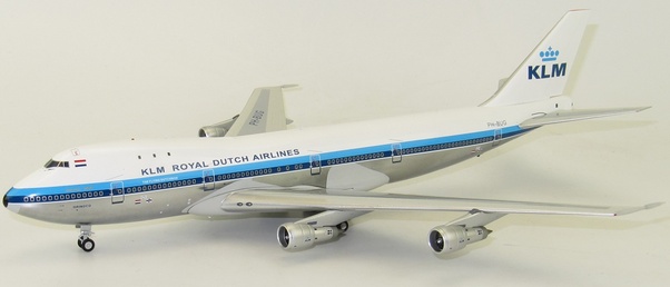 B747-200 (Viasa / KLM) PH-BUG With Stand IF7420217A