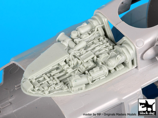 Sikorsky MH60K electronics 1 (Italeri) A48038