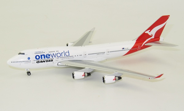 Boeing 747-400 Qantas One world VH-OEF 04347