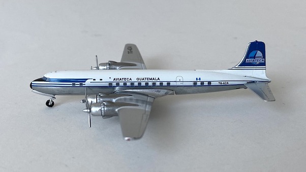 Douglas DC-6 Aviateca Guatemala TG-ADA AC419824