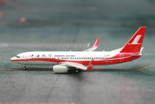 B737-800 (Shanghai Airlines) B-5548 w/winglets 10922