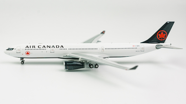 Airbus A330-300 Air Canada C-GEFA 62005