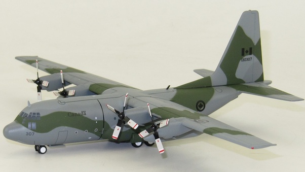 Hercules C130E L-382 (Canadian Air Force) 130307 With Stand IF130RCAF01