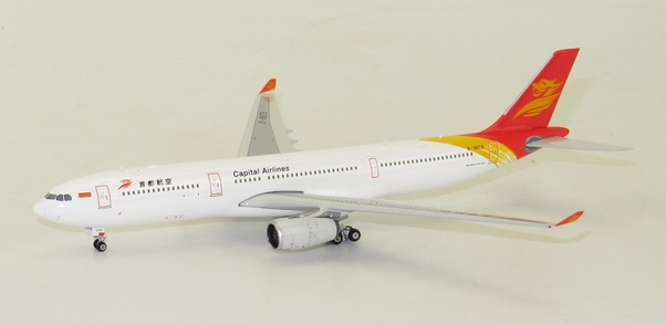 Airbus A330-300 Capital Airlines B-8678 11332