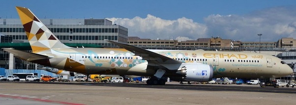 Boeing B787-9 Etihad Airways Choose Saudi Arabia A6-BLI 04312