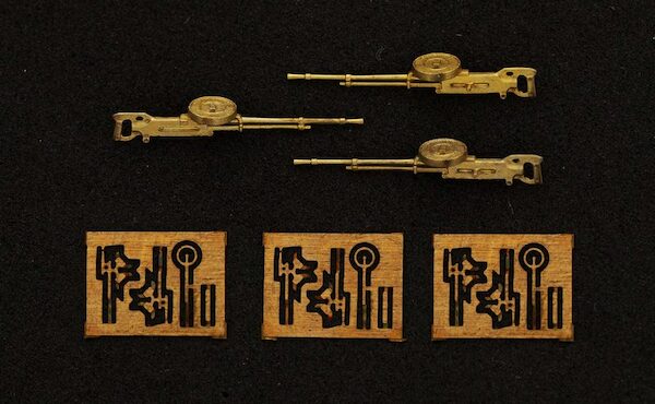 Set of guns for PZL.37 Los; 1x Vickers F and 2x Polish WZ37 'Szczeniak