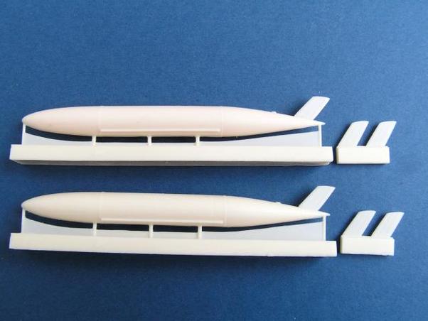F105 Thunderchief Upgrade: 450 Gallon Fuel Tanks(2) for all kits U72-87