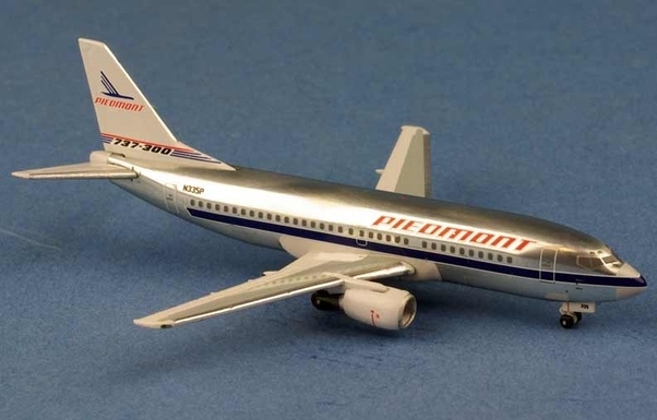 B737-300 (Piedmont) N335P AC1532