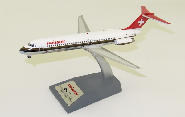 Douglas DC9-32 Swisssair HB-IFV With Stand B-DC9-SR-002