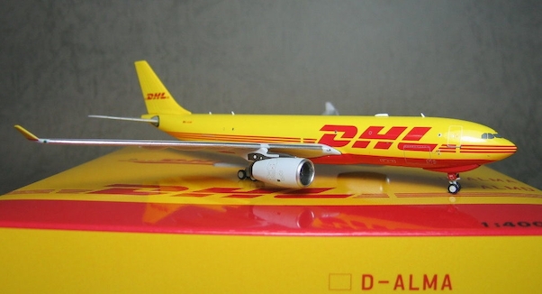 A330-200F (DHL, European Air Transport -EAT) D-ALMA BOX18025