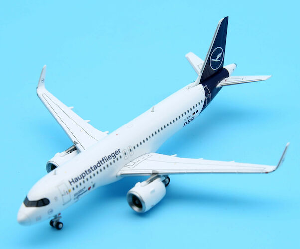 Airbus A320neo Lufthansa D-AINZ