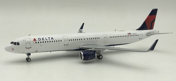 Airbus A321-211 Delta Air Lines N359DN With Stand JF-A321-007