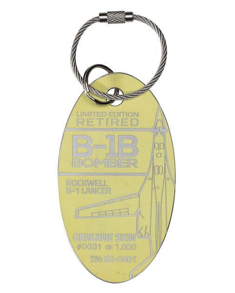Keychain made of real aircraft skin: B-1B 82-0001 (Chromate yellow) B-1B 82-0001 CHR