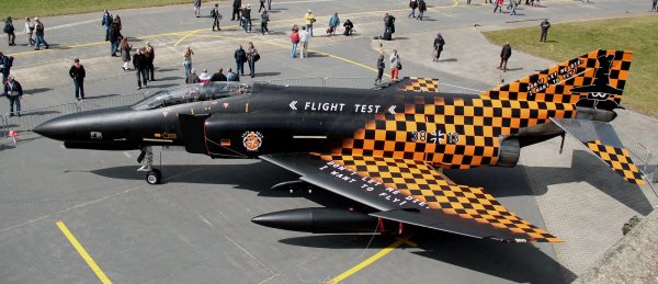 F4F Phantom II 38+13