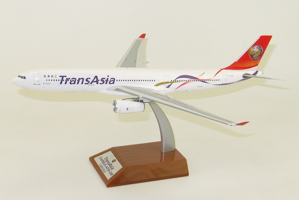 A330-300 (TransAsia Airways) B-22101 With Stand IF333GE001