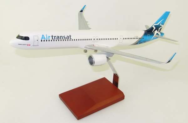Airbus A321neo Air Transat C-GOIE LU082