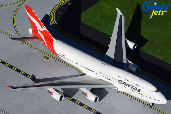 Boeing 747-400 Qantas Airways B747-400ER Longreach VH-OEH Hervey Bay G2QFA734