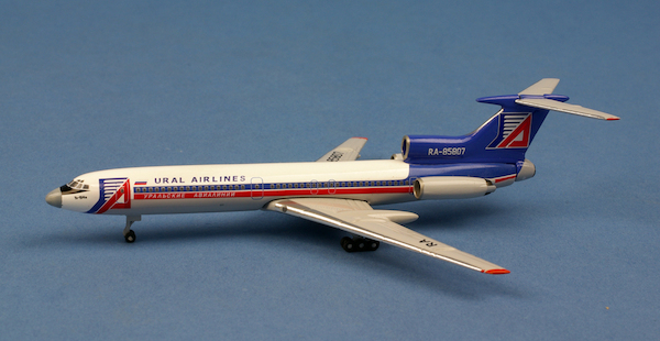 Tupolev Tu154M Ural Airlines RA-85807 AC419862