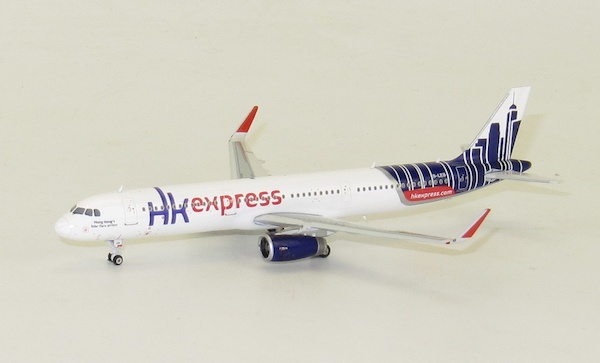 A321 (HK Express) B-LEB 04117