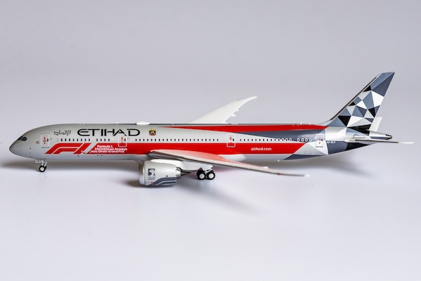 Boeing 787-9 Etihad Airways A6-BLV Formula 1 2020 55062