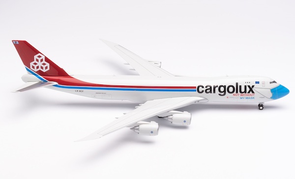 Boeing 747-8F Cargolux Not without my mask 571272