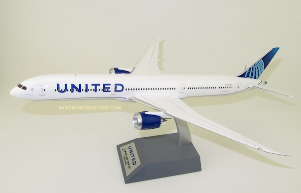 Boeing 787-10 Dreamliner United Airlines N12010 With Stand IF78XUA0220