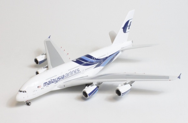 Airbus A380-800 Malaysia airlines 9M-MNC 04405