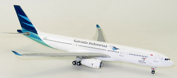 A330-300 (Garuda Indonesia) PK-GPZ With Stand JF-A330-006
