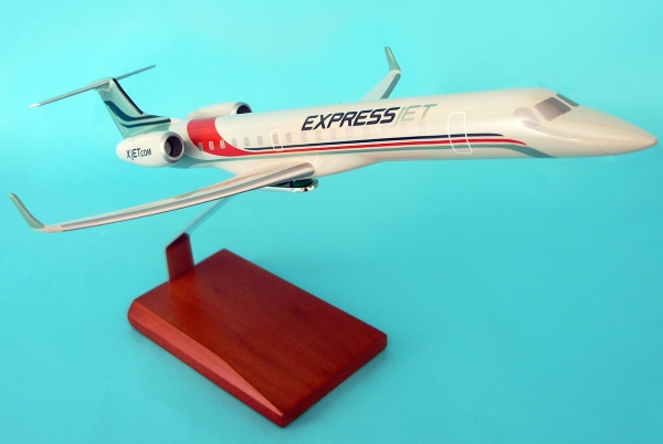 Embraer 145 (Expressjet) G21010