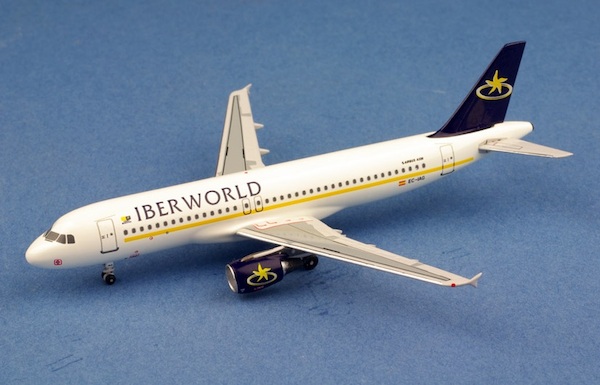 Airbus A320 Iberworld EC-IAG AC838