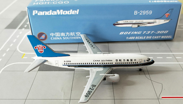 Boeing 737-300 China Southern Airlines