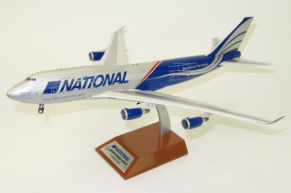 B747-400BCF (National) N952CA With Stand IF747N8001