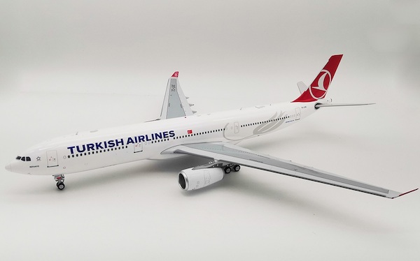 A330-300 (Turkish Airlines) TC-LOC With Stand IF333TK0119