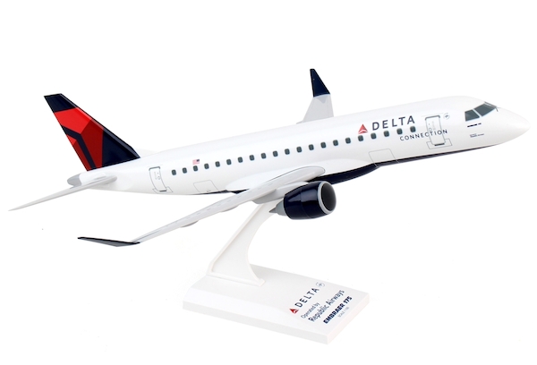 Embraer ERJ175 Delta / Republic SKR814