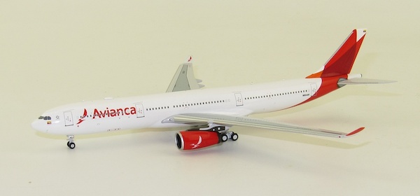 Airbus A330-300 Avianca N804AV PM19016