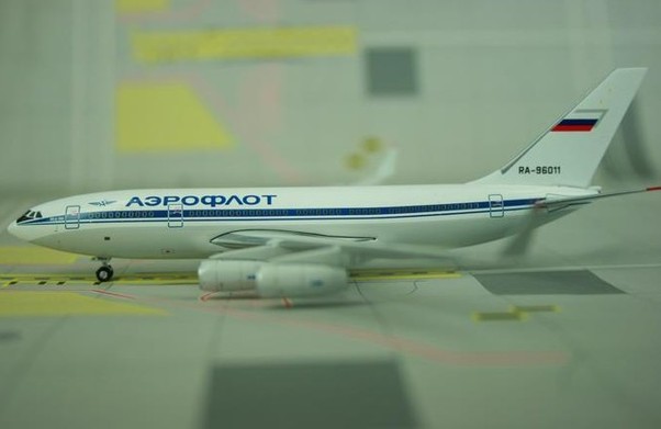 Ilyushin IL96-300 (Aeroflot) RA-96011 10668