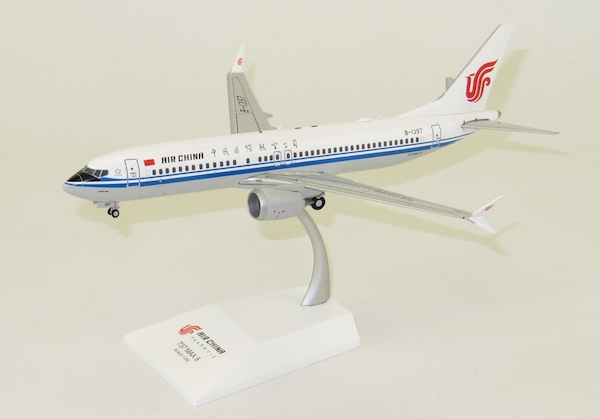 B737-8MAX (Air China) With Stand XX2190