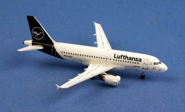 Airbus A319 Lufthansa D-AILW AC419665