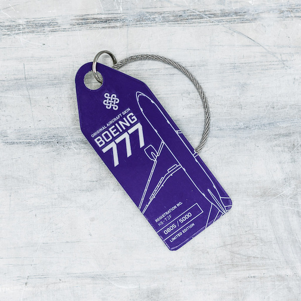 Keychain made of real aircraft skin: Boeing 777 HS-TJF Thai Airways (lila) HS-TJF LILA