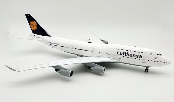 Boeing 747 400 Lufthansa D Abvz With Stand Boeing 747 400 Lufthansa D Abvz With Stand