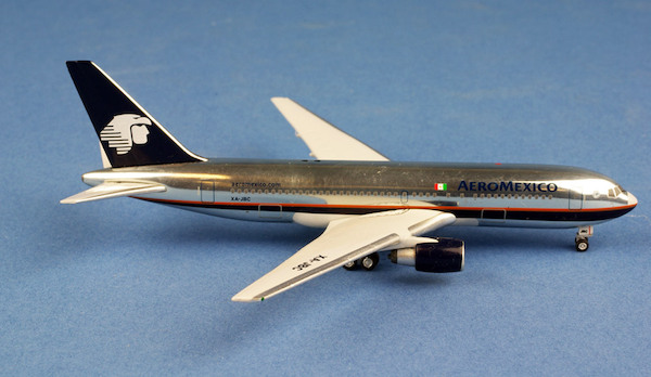 B767-200 (Aeromexico) XA-JBC AC419445