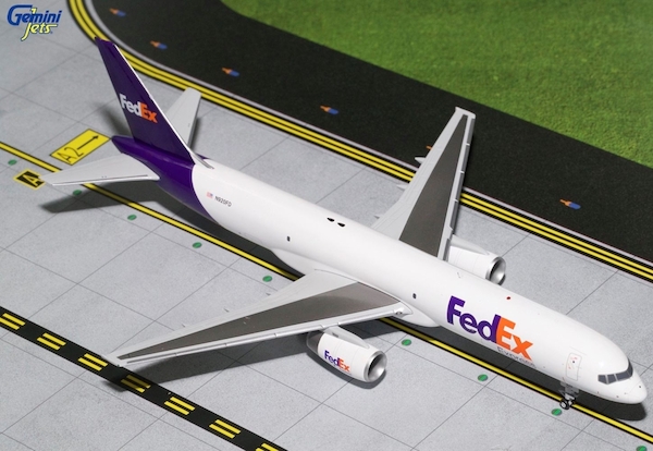 B757-200F (FedEx) N920FD G2FDX655