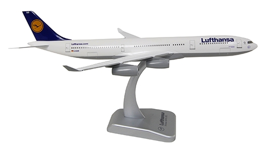 A340-300 (Lufthansa) D-AIGO no landing gears HGLH15