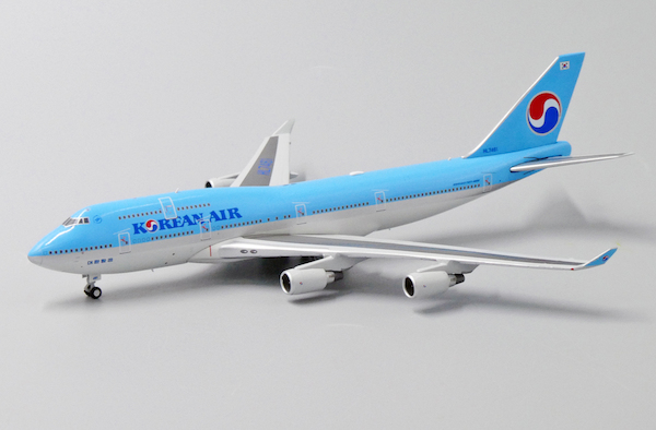 Boeing 747-400 Korean Air HL7461 EW4744002