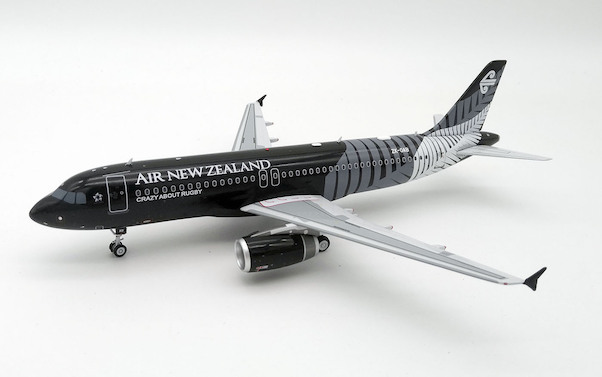 A320-232 (Air New Zealand) ZK-OAB With Stand JFA320004