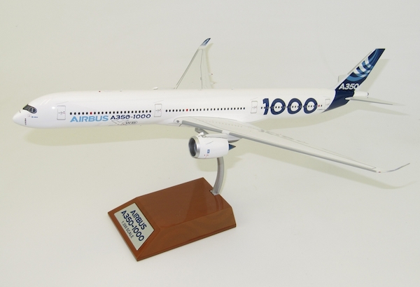 A350-1000 (Airbus House Colors) F-WWXL With Stand 48 models IF35010005