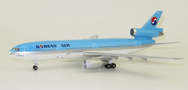 Douglas DC10-30 Korean Air HL7316 With Stand B-DC10-KL-16
