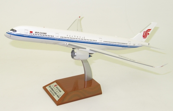 A350-900 (Air China) F-WZGZ With Stand IF359CA001