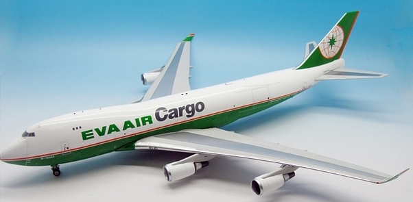 B747-400F (Eva Air Cargo) B-16483 With Stand IF744EVA002
